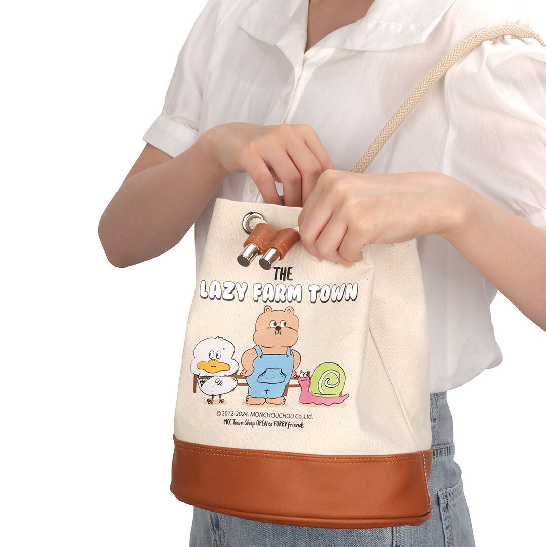 Lazy Farm Bucket Bag