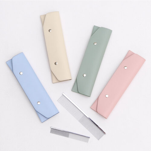 Chiot Leather Comb Case